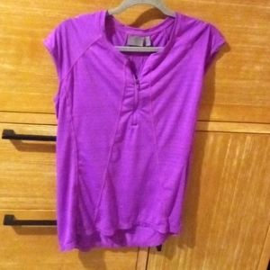 Athleta active wear cap sleeve top.